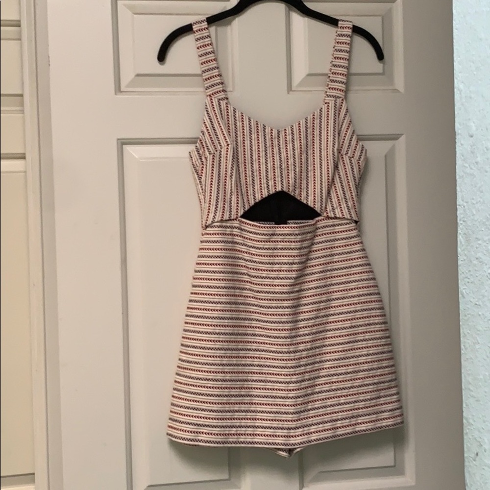 Zara S Dress with shorts - cream/black/red